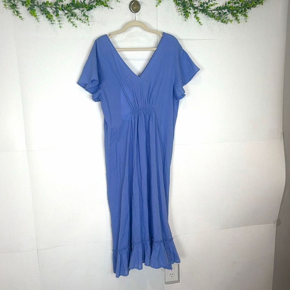 NWT Cienna Alana Midi Dress Womens Medium Blue V-Neck Ruffle Hem Periwinkle Long